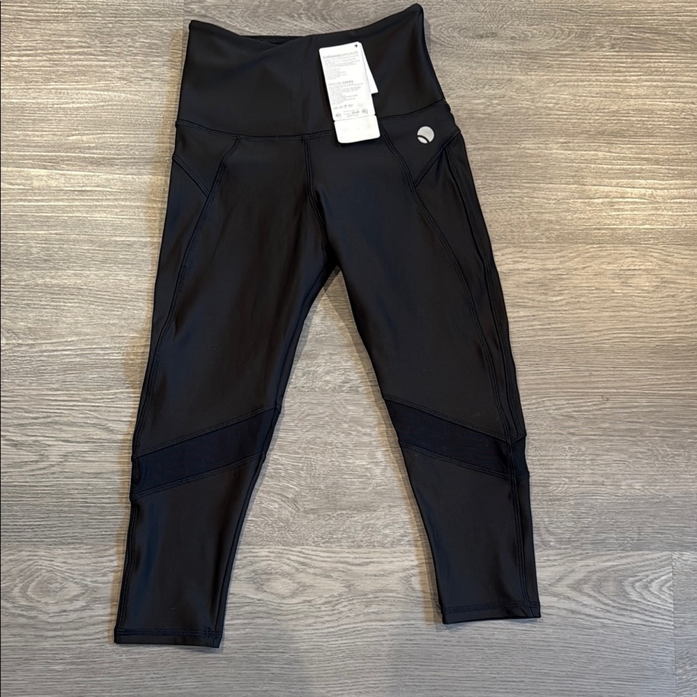 Delie Black cropped Leggings